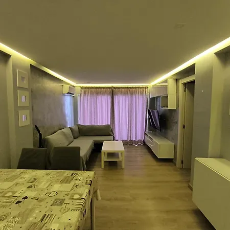 3 Con Terraza Апартаменти *
