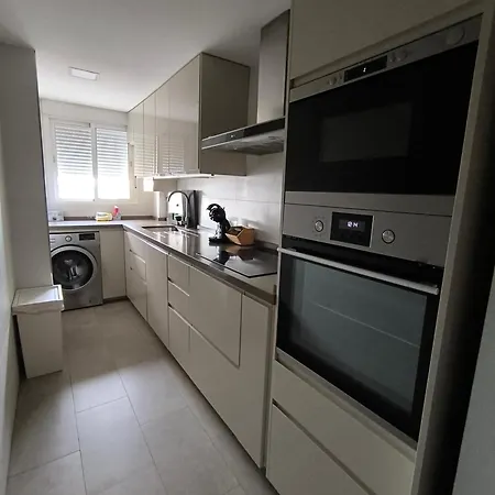 3 Con Terraza Apartman *